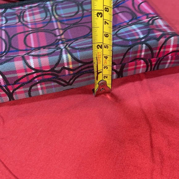 Like new Coach Poppy Tartan signature plaid crossbody bag purse pink plaid bag - Picture 7 of 12